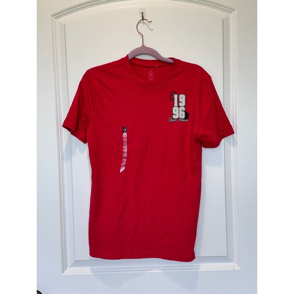 NWT Under Armour Graphic Boys T-Shirt Red Size Large